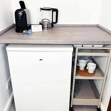 Preiswertes Mini-appartement Ideal Fuer Eine Nacht Hotel