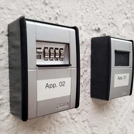 Preiswertes Mini-appartement Ideal Fuer Eine Nacht Hotel *